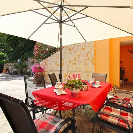 Apartment Leo 2180