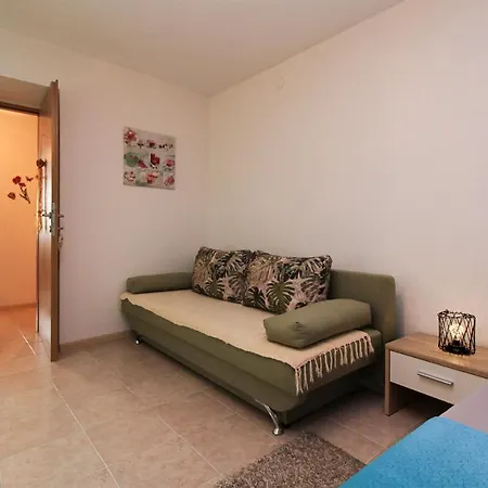 Apartment Leo 2180 Krnica